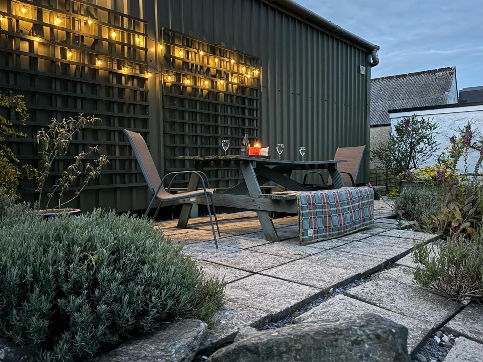 The Farmhouse Newport  Exterior photo